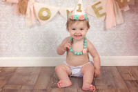 Adelyn 1 yr cake smash