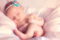 Adelyn 4 1/2 weeks old